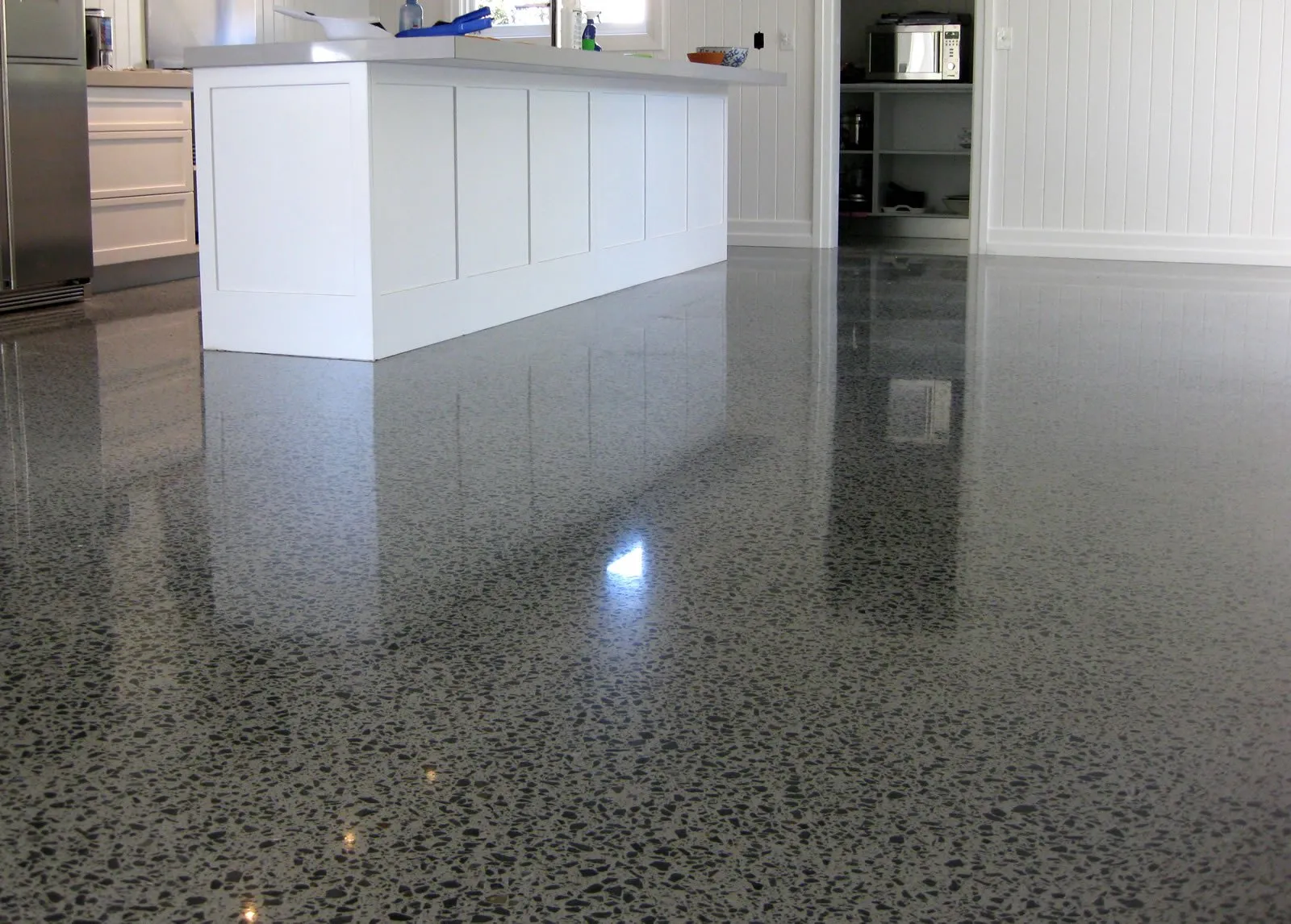 How to Maintain Polished Concrete Floors in Melbourne