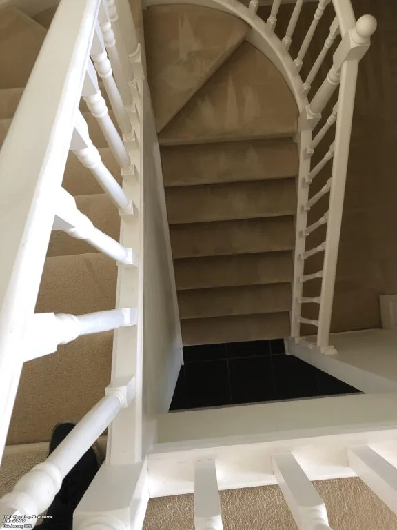 Staircase and hallway deep clean